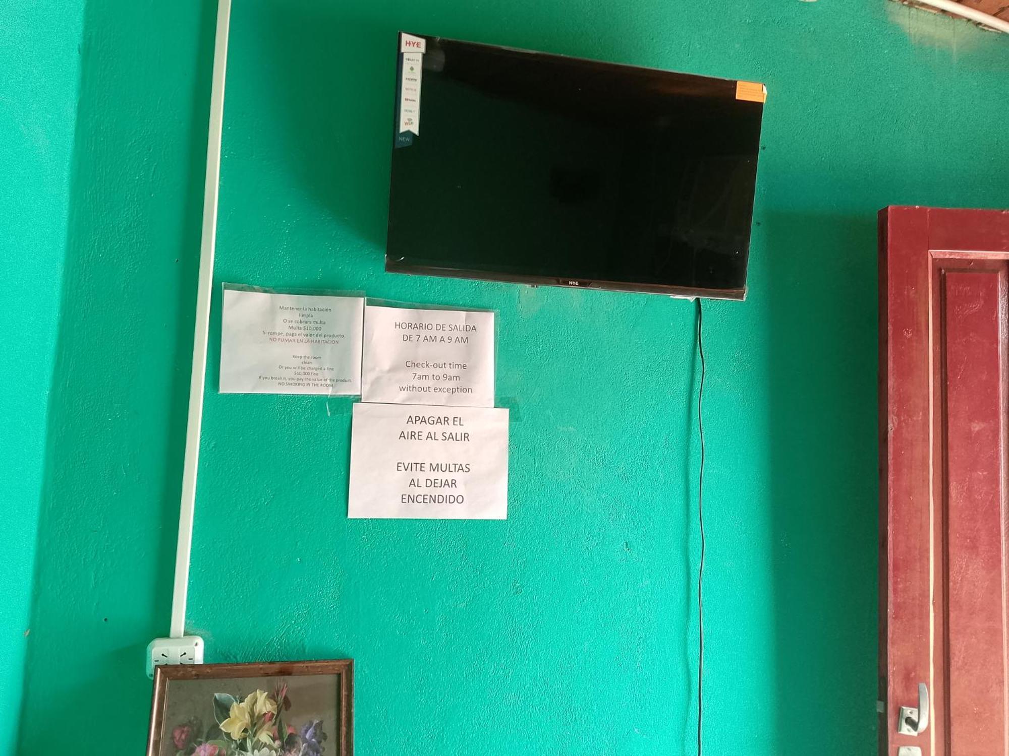 Hostel Loli Puerto Iguazú Exteriér fotografie